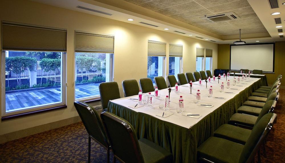 Muse Sarovar Portico Nehru Place Nowe Delhi Zewnętrze zdjęcie