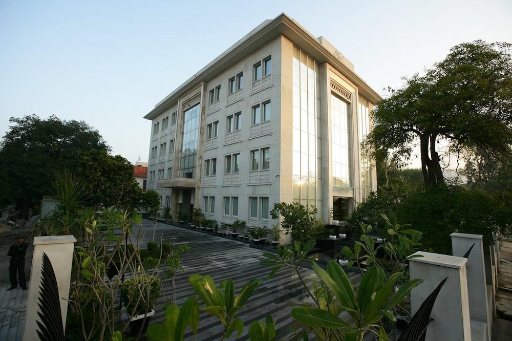 Muse Sarovar Portico Nehru Place Nowe Delhi Zewnętrze zdjęcie