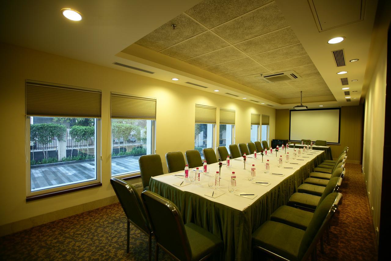 Muse Sarovar Portico Nehru Place Nowe Delhi Zewnętrze zdjęcie